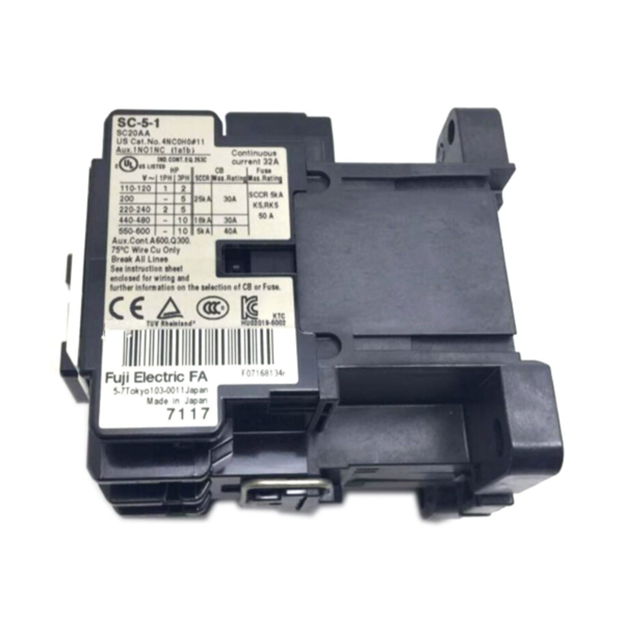 Fuji SC-5-1 contactor 32A 11kW 15HP 3 Pole for motor control.