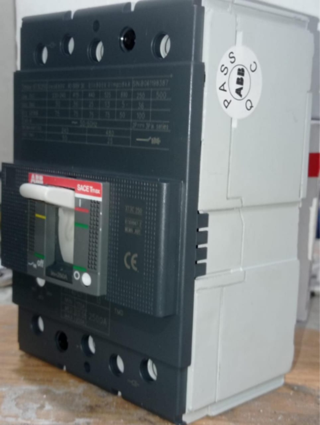 ABB XT3N MCCB – Genuine Lotted 50k/36k Model (3 Pole, 160A–250A)